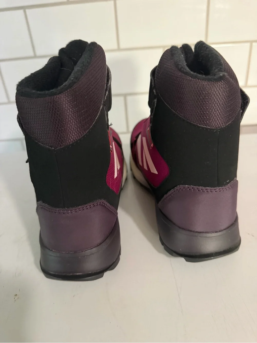 adidas Terrex RAIN.RDY PrimaLoft Traxion Waterproof Kids Ankle Boots 3 Purple w